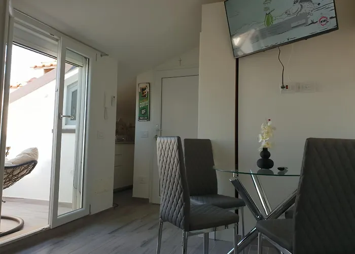 Apartmán Attico Perla Marina Vista Mare